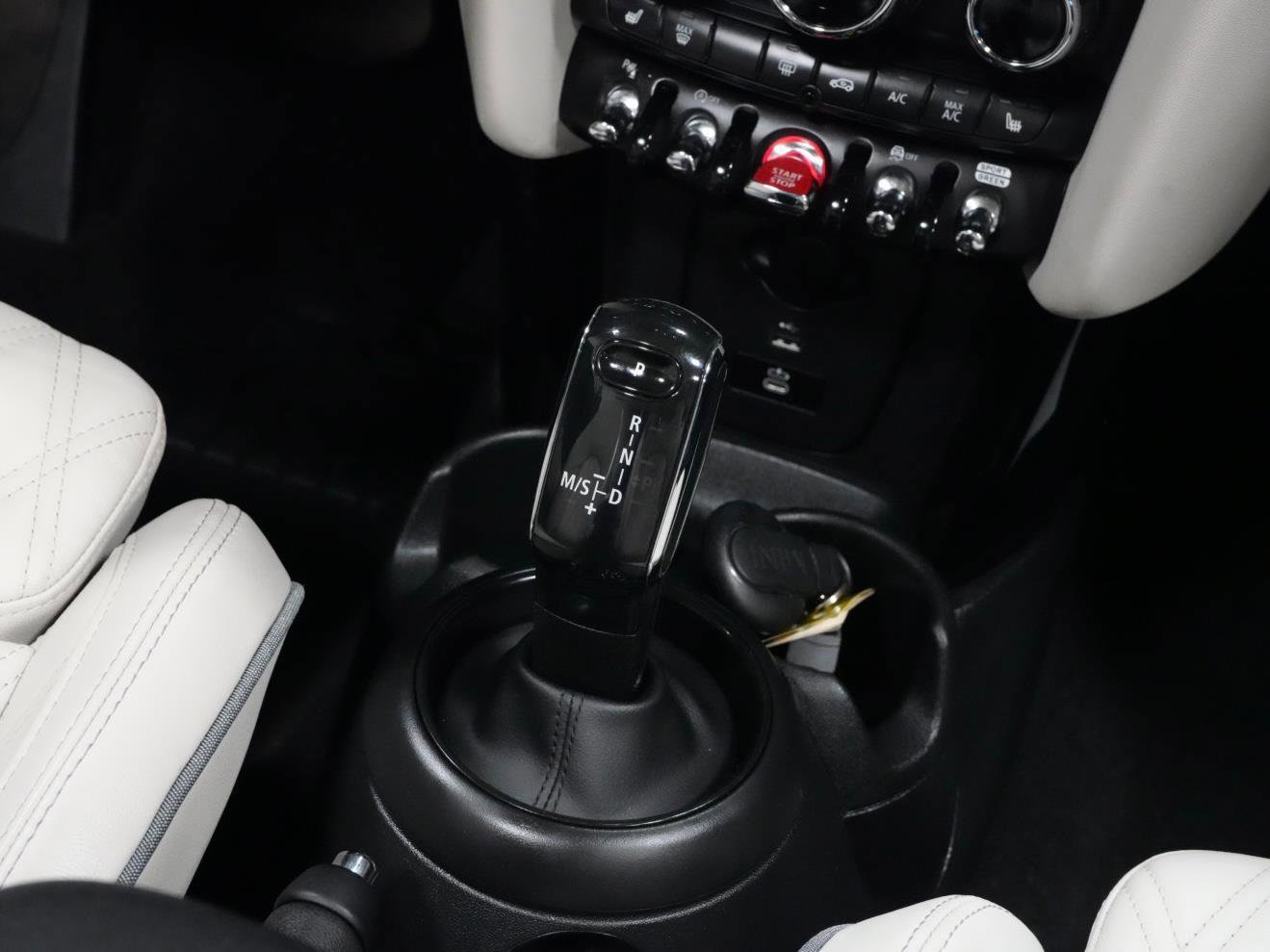 Certified 2023 MINI Cooper S image 6