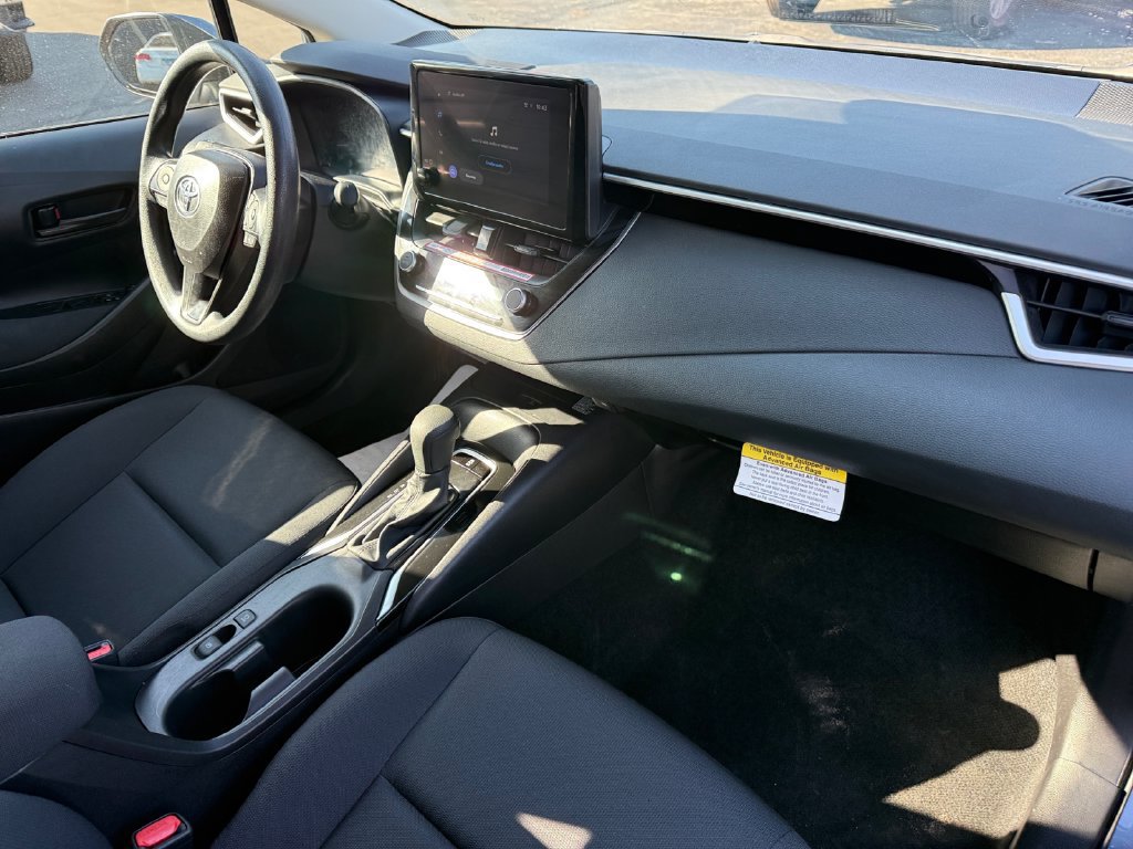 Certified 2025 Toyota Corolla LE w/ LE Premium Package FWD image 17