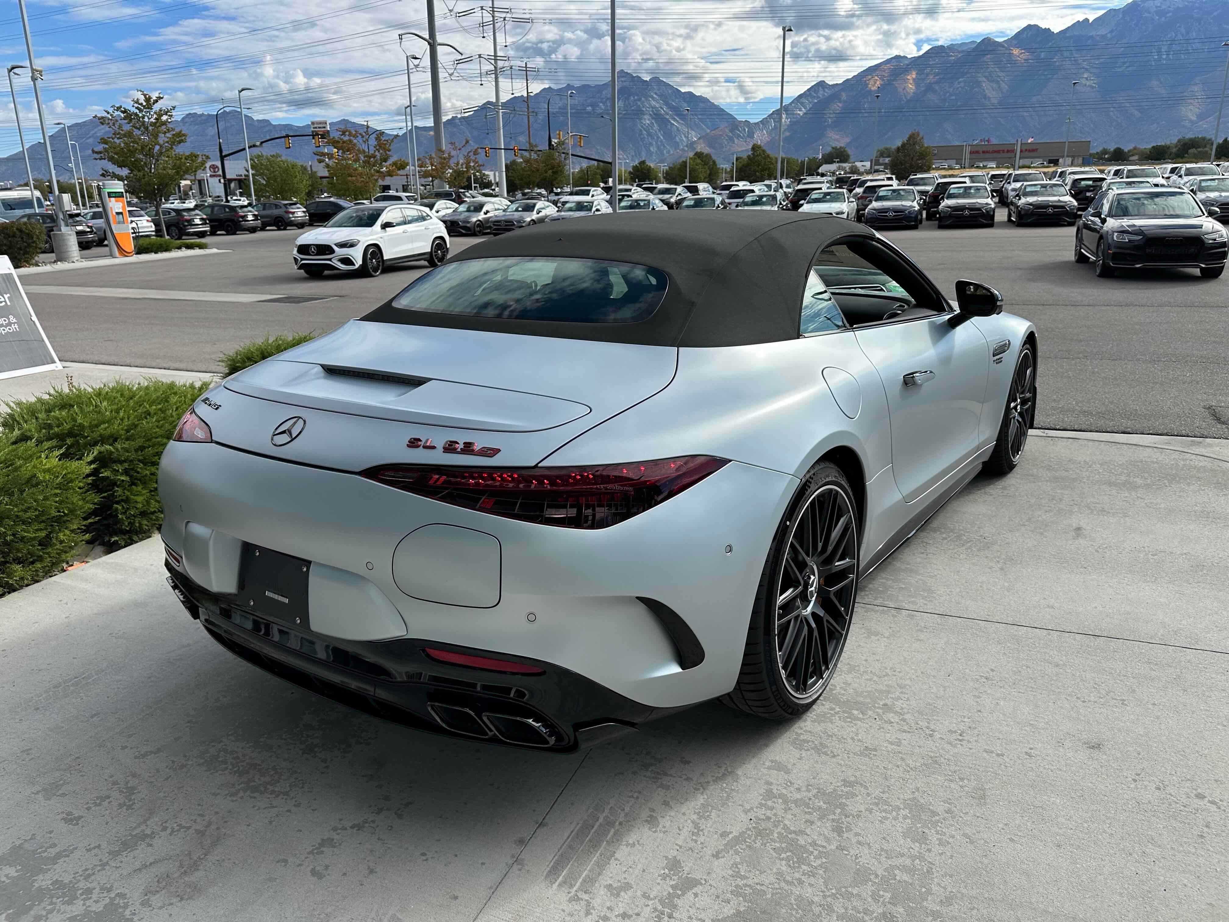 New 2026 Mercedes-Benz SL 63 AMG S e Performance 4MATIC image 5