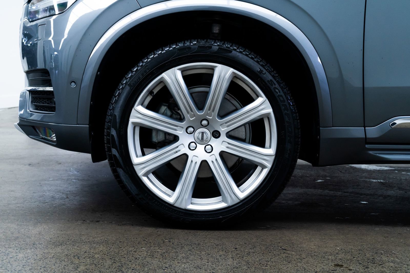 Used 2018 Volvo XC90 T6 Inscription w/ Convenience Package image 7