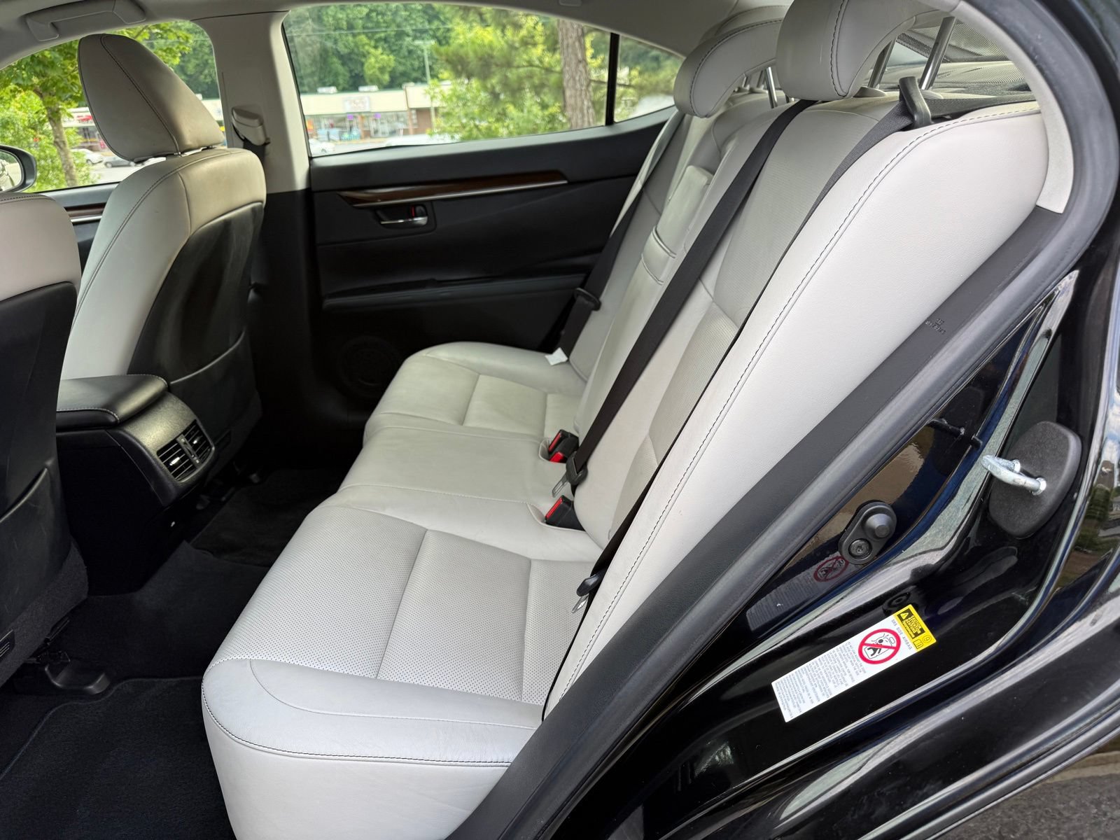Used 2014 Lexus ES 350 w/ Luxury Package FWD image 38