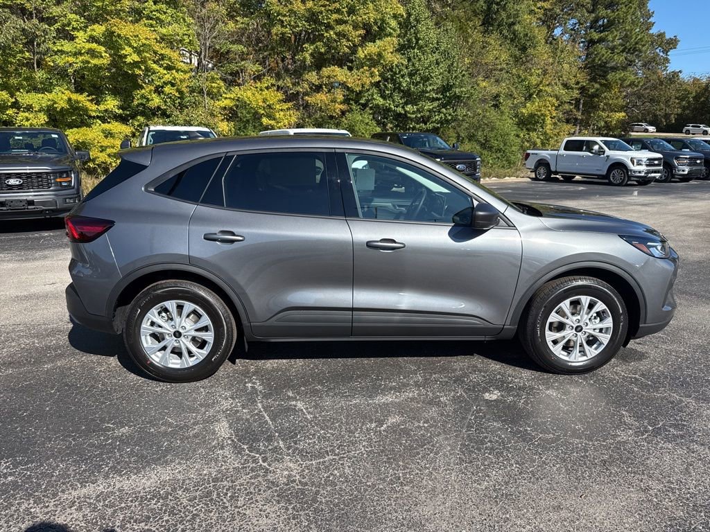 New 2026 Ford Escape Active image 2