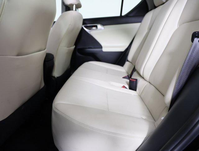 Used 2012 Lexus CT 200h Premium image 10