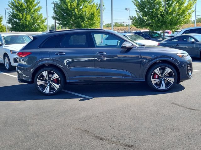 New 2026 Audi SQ5 Prestige AWD/4WD image 9