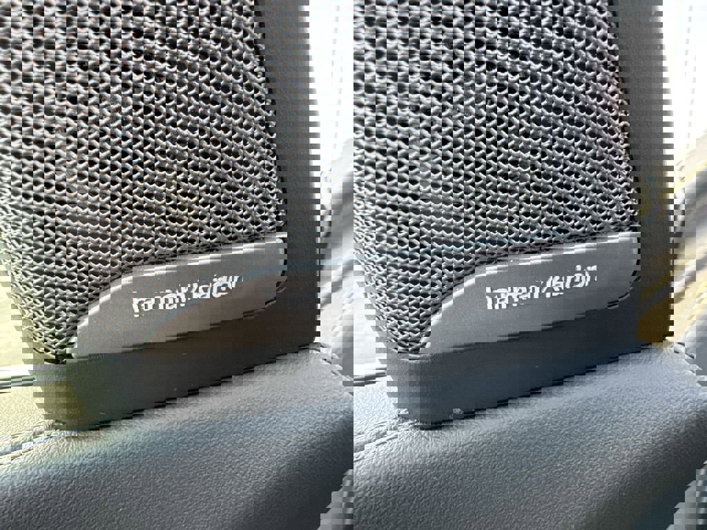 Used 2026 BMW X7 xDrive40i image 25