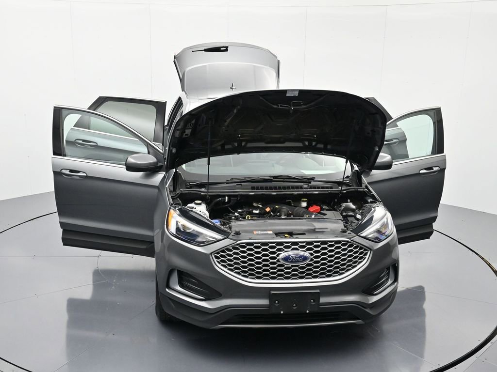 Used 2024 Ford Edge SEL image 44