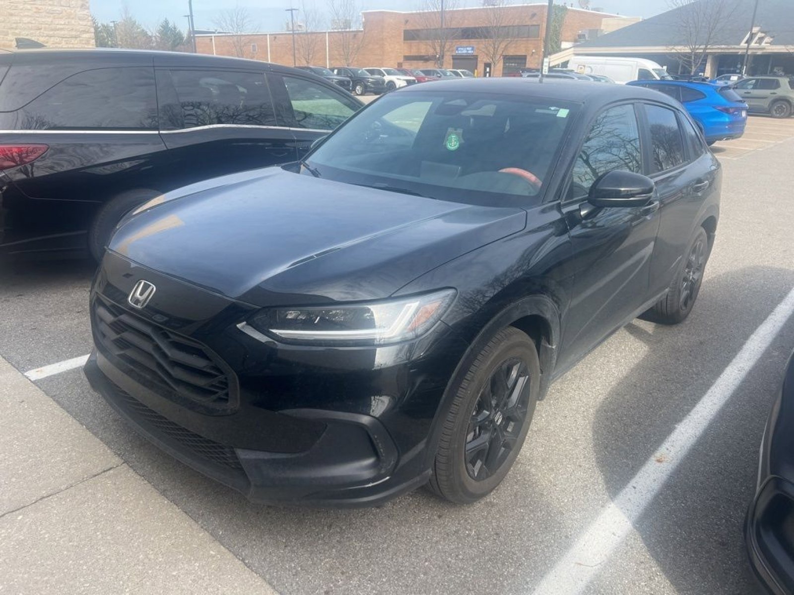 Used 2025 Honda HR-V Sport image 4