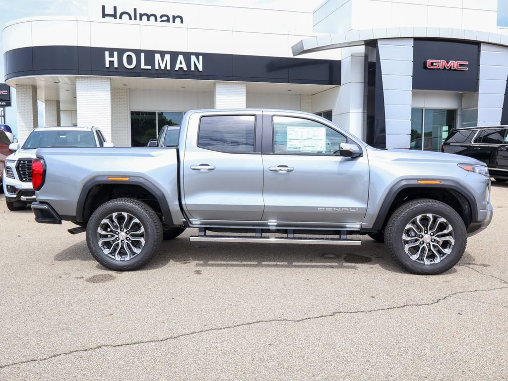 New 2026 GMC Canyon Denali w/ LPO, Black Badging Package AWD/4WD image 2