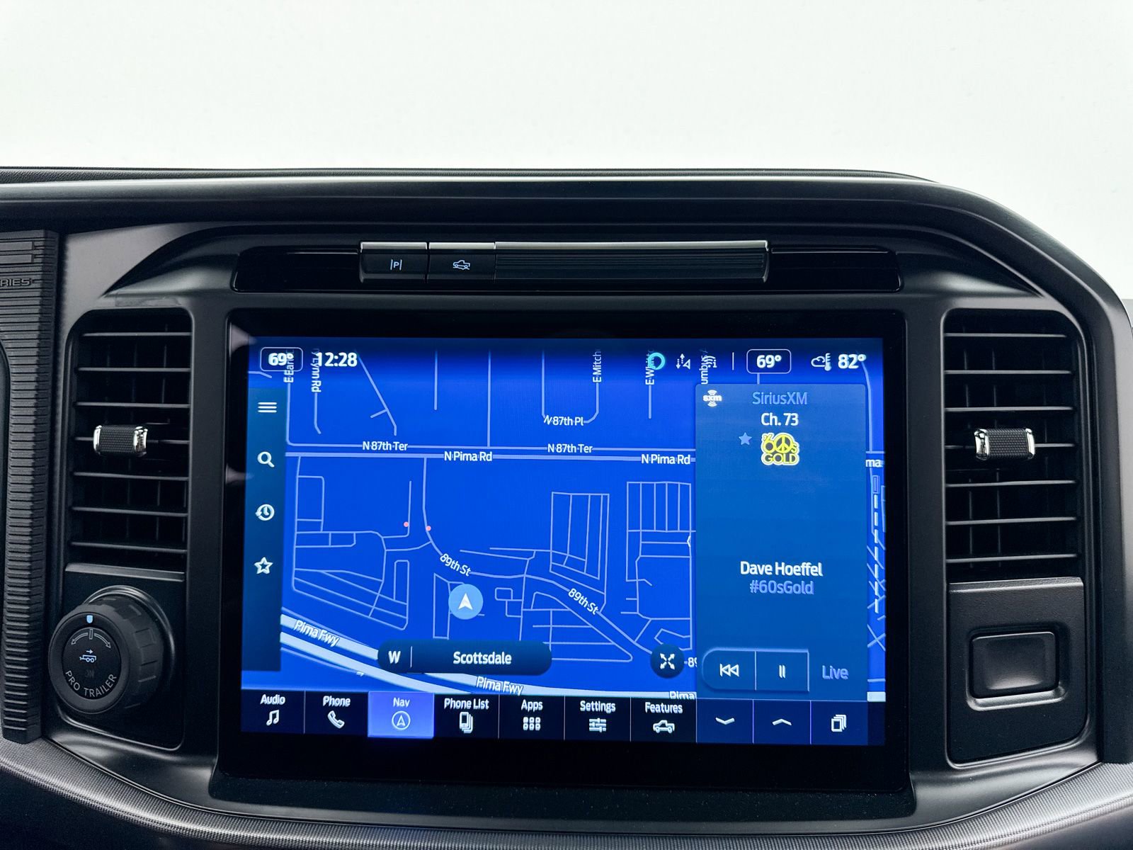 Used 2025 Ford F150 Raptor image 6