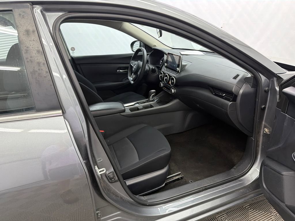 Used 2024 Nissan Sentra SV image 14