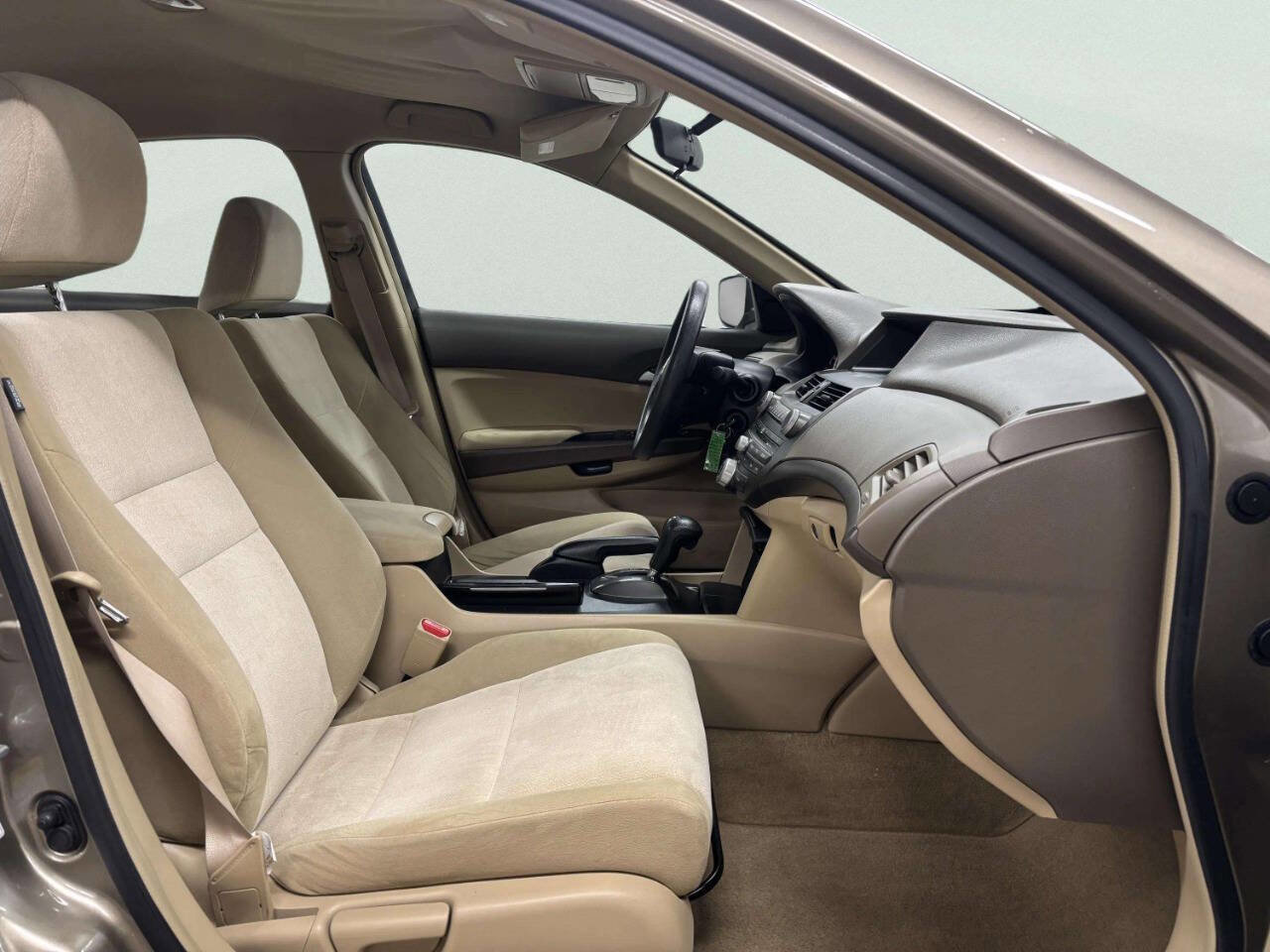 Used 2009 Honda Accord LX-P image 20