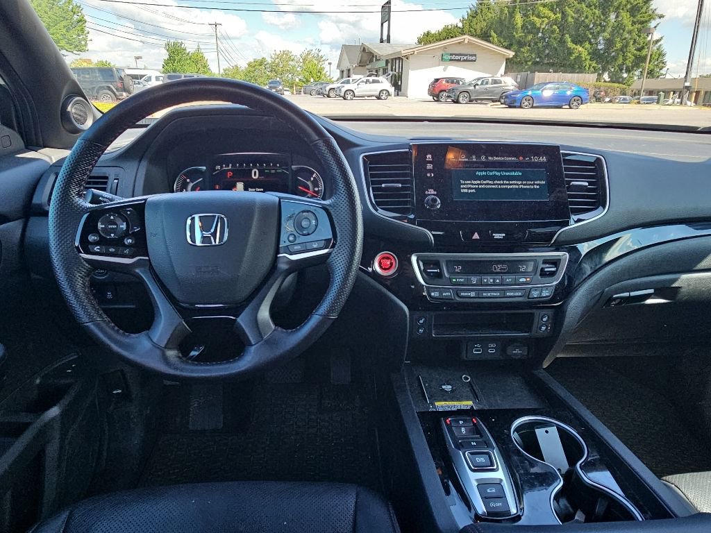 Used 2024 Honda Passport Black Edition image 2