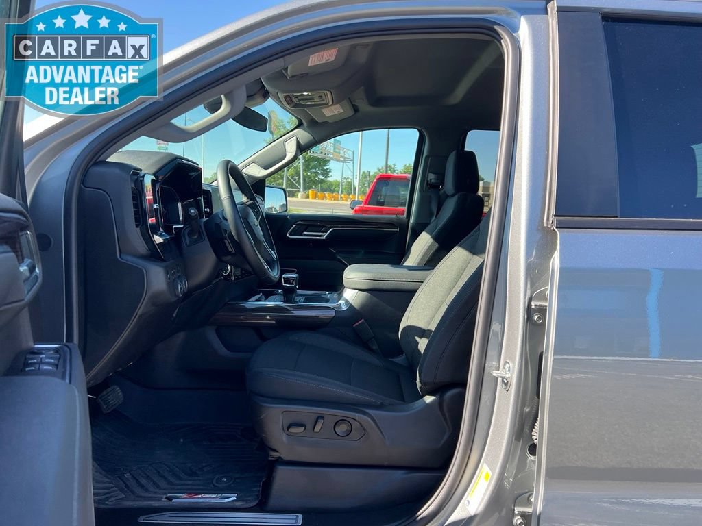 Used 2026 Chevrolet Silverado 1500 LT AWD/4WD image 8