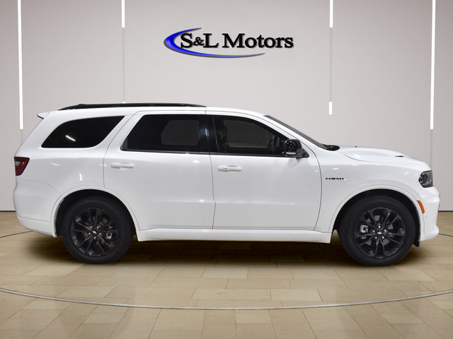 Used 2025 Dodge Durango R/T w/ Blacktop Package AWD/4WD image 8