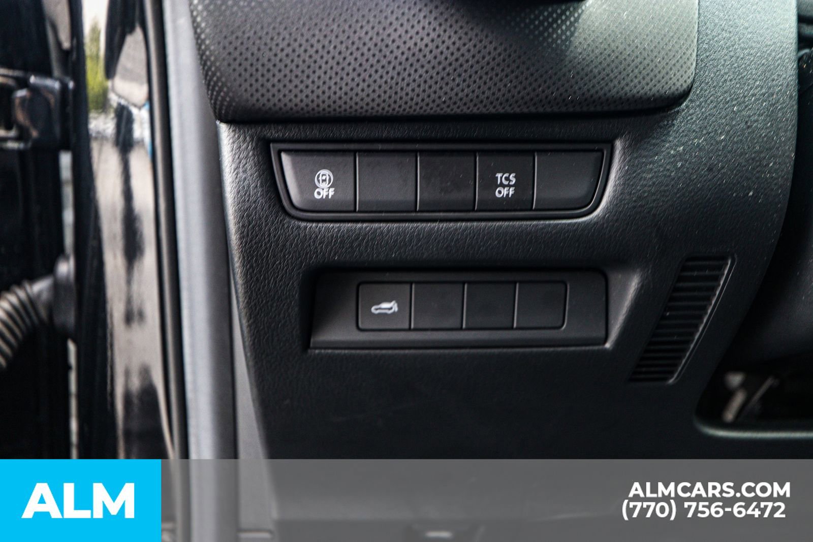 Used 2024 MAZDA CX-50 AWD 2.5 S w/ Premium Package image 41