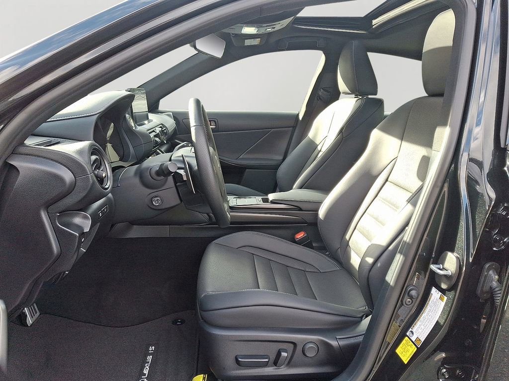 Used 2025 Lexus IS 350 F Sport image 14