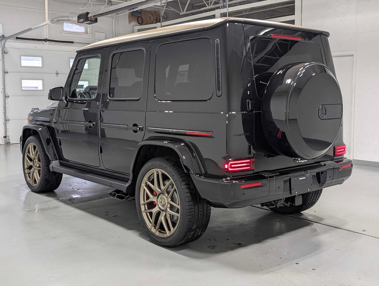 New 2027 Mercedes-Benz G 63 AMG 4MATIC image 7