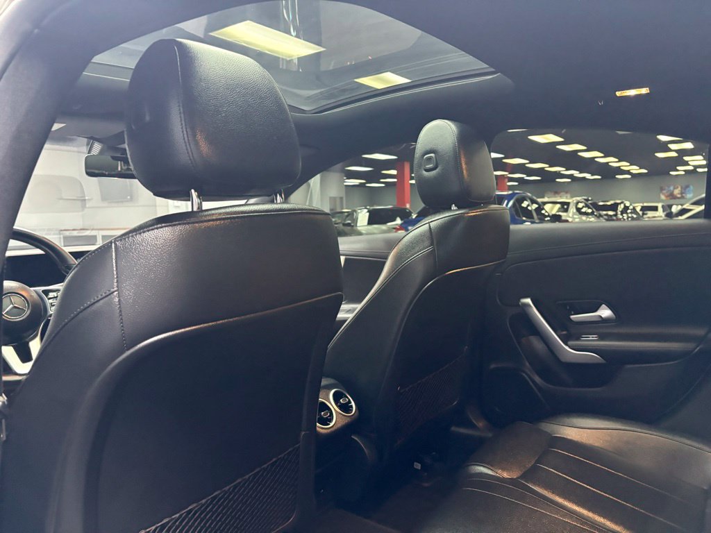 Used 2023 Mercedes-Benz CLA 250 image 35