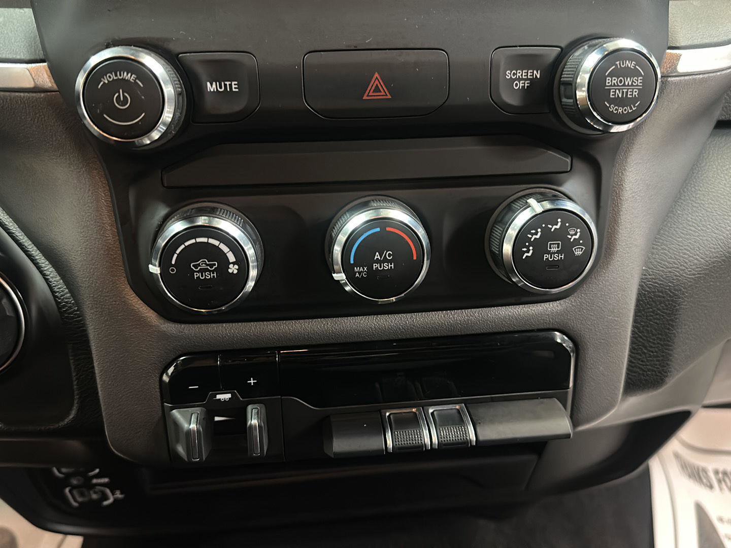 Certified 2024 RAM 2500 Big Horn AWD/4WD image 25