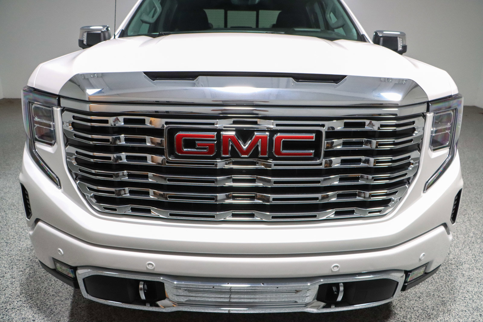 Used 2024 GMC Sierra 1500 Denali image 4