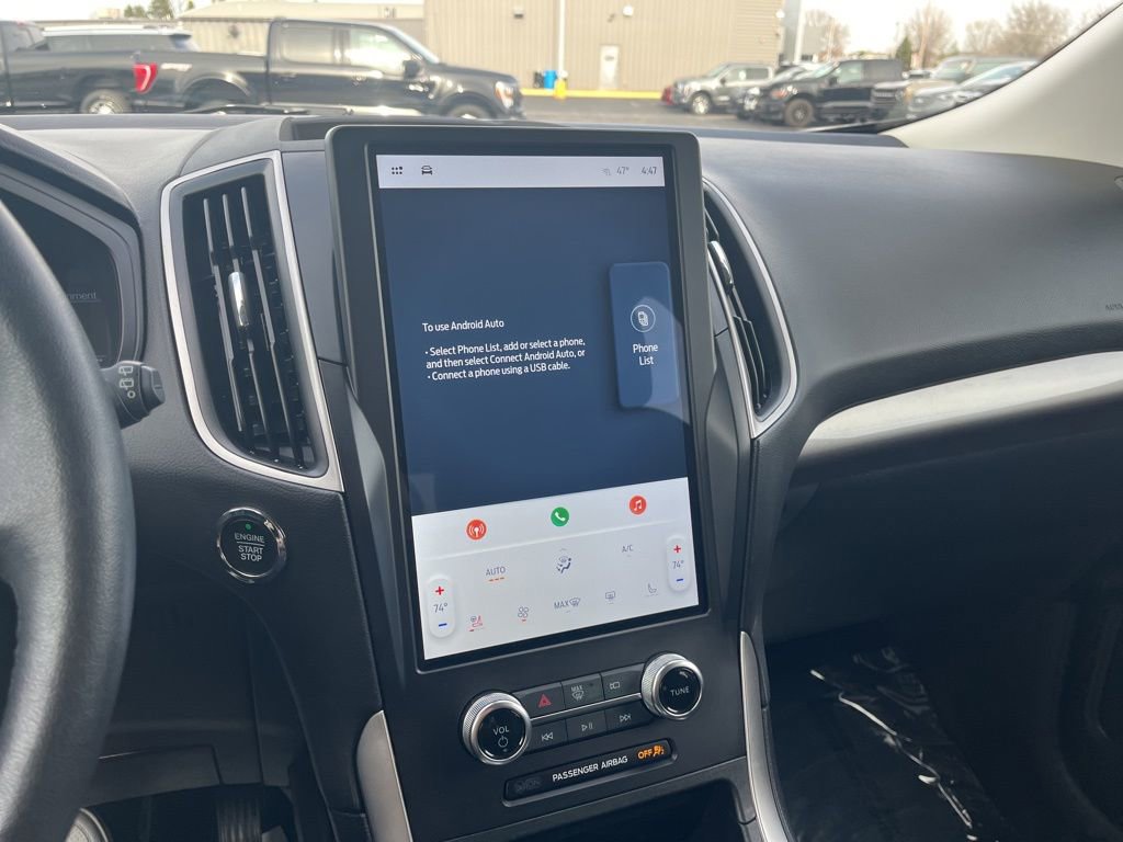 Used 2024 Ford Edge SEL image 17