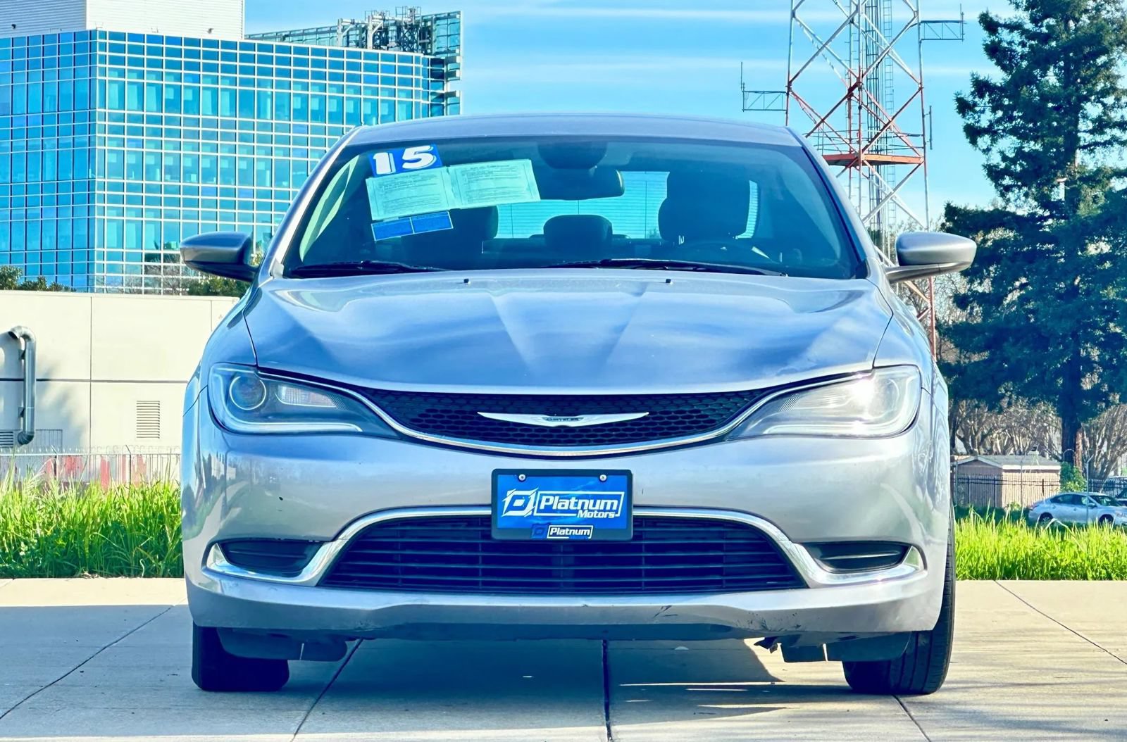 Used 2015 Chrysler 200 Limited w/ Convenience Group FWD image 2