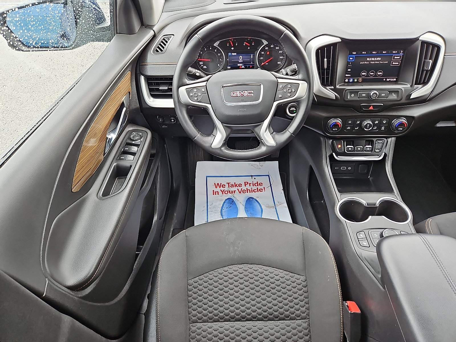 Used 2021 GMC Terrain SLE w/ Driver Convenience Package FWD image 11