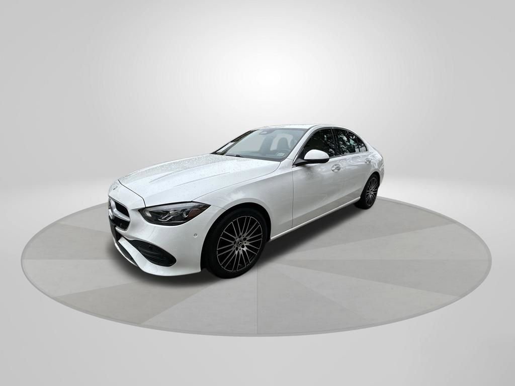 Used 2025 Mercedes-Benz C 300 4MATIC Sedan image 3