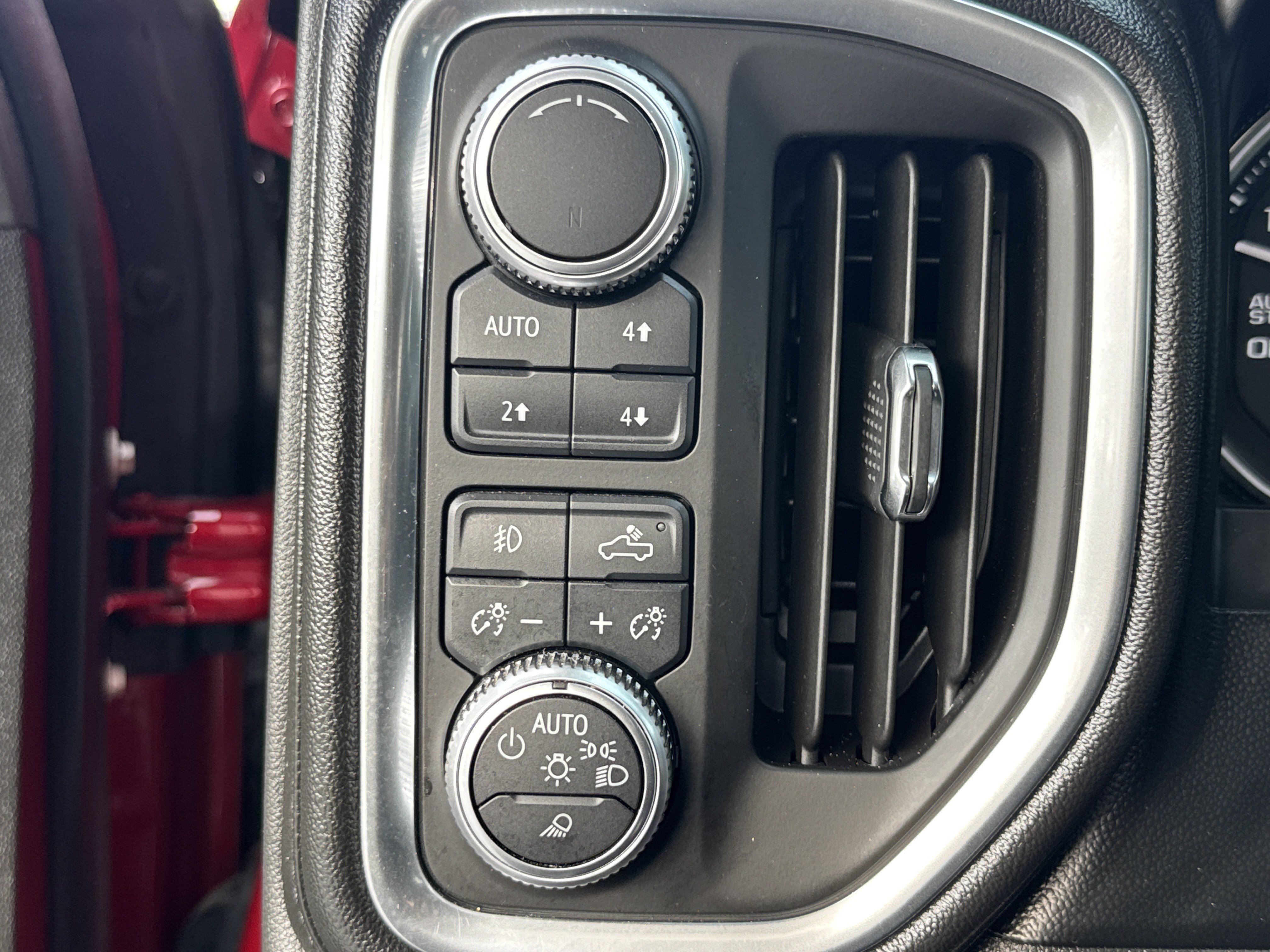 Used 2019 GMC Sierra 1500 Denali AWD/4WD image 19