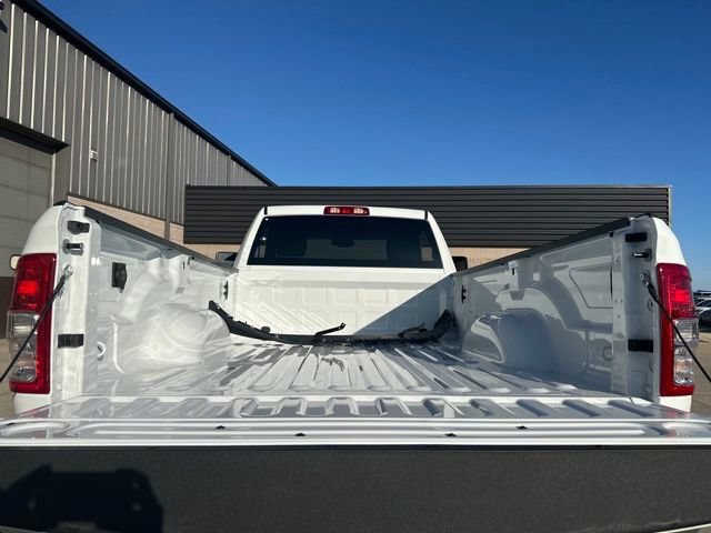 New 2024 RAM 2500 Tradesman AWD/4WD image 12