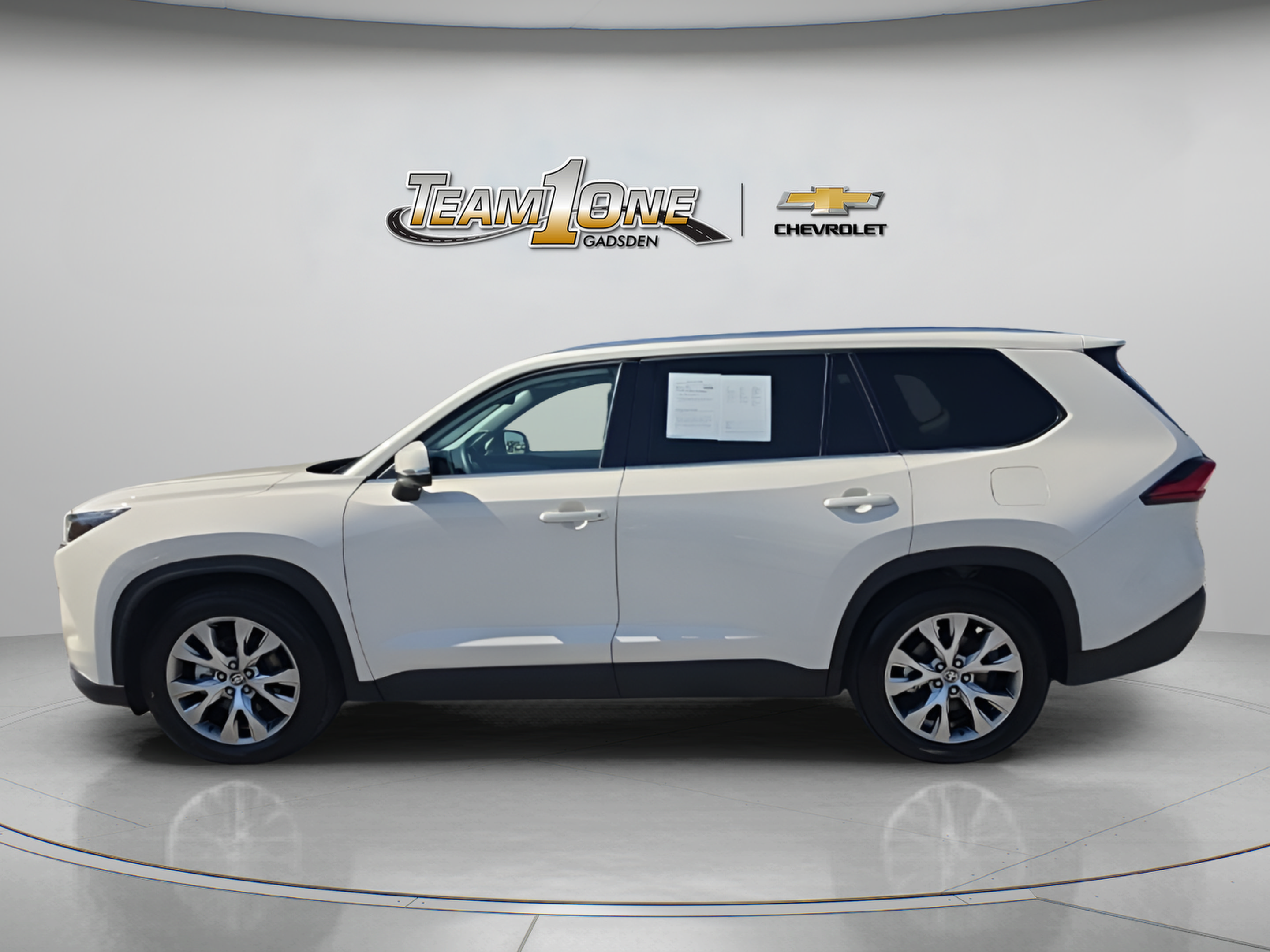 Used 2024 Toyota Grand Highlander AWD Hybrid image 4