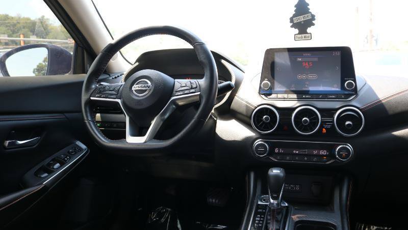 Used 2020 Nissan Sentra SR FWD image 18