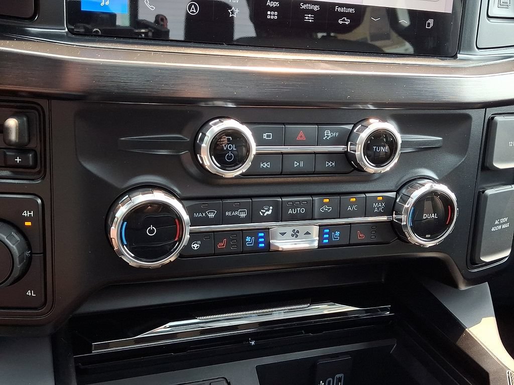 New 2026 Ford F250 Lariat w/ Black Appearance Package AWD/4WD image 12