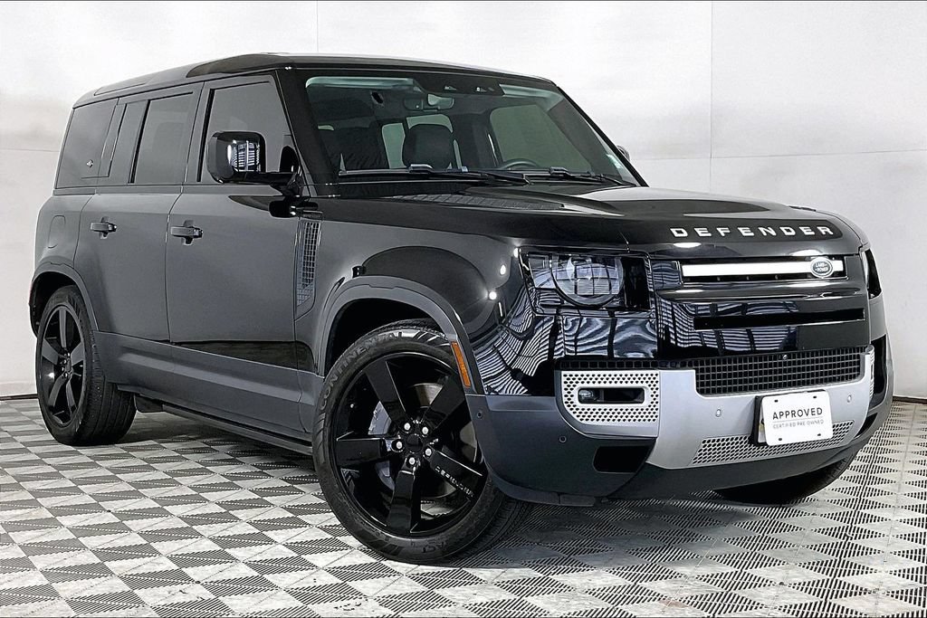 Used 2024 Land Rover Defender 110 SE AWD/4WD image 12