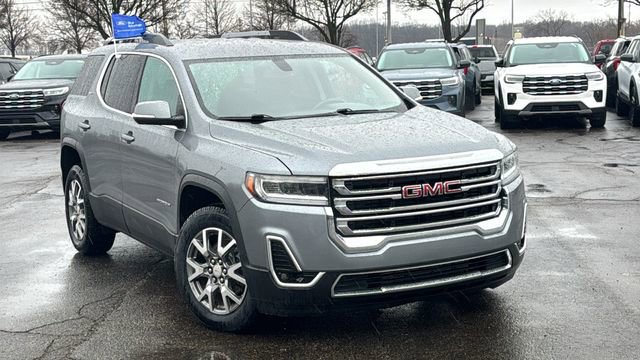 Used 2020 GMC Acadia SLT w/ Trailering Package image 2