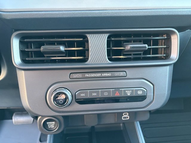 New 2025 Ford Maverick XLT w/ XLT Luxury Package image 33
