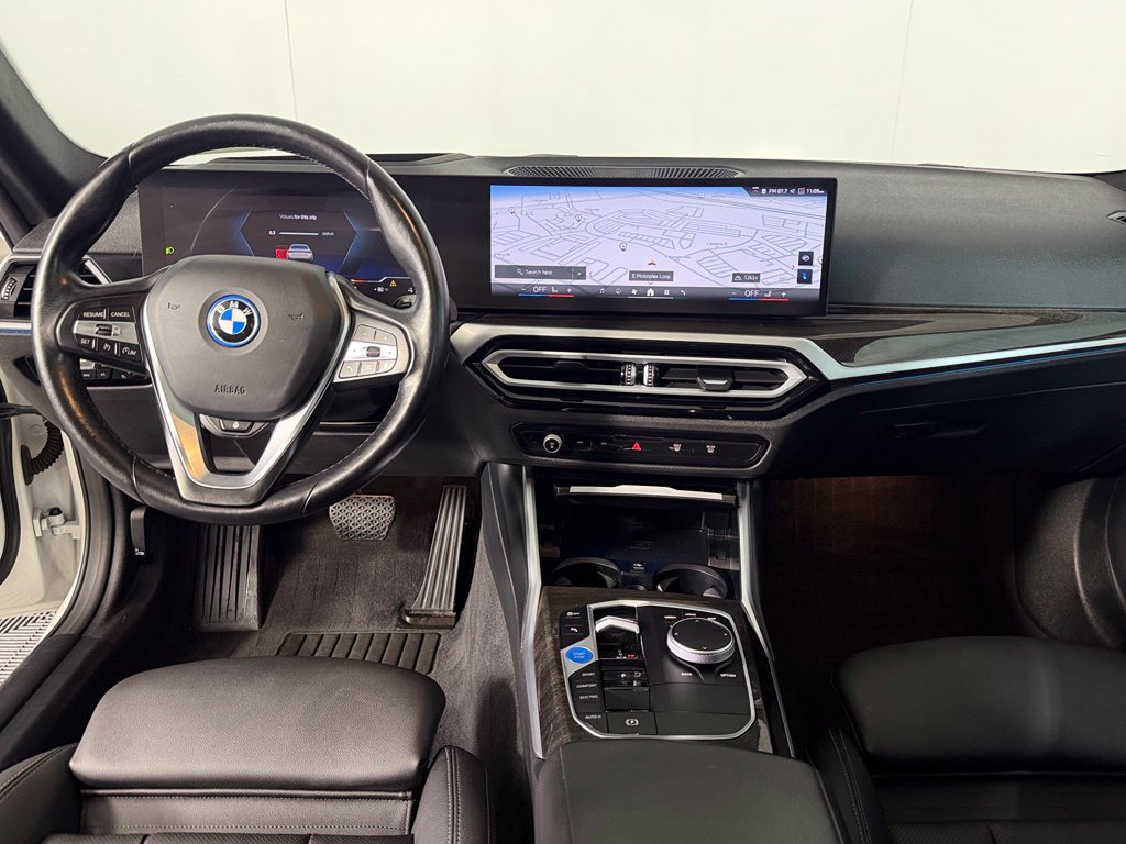 Used 2024 BMW i4 eDrive40 w/ Premium Package RWD image 14