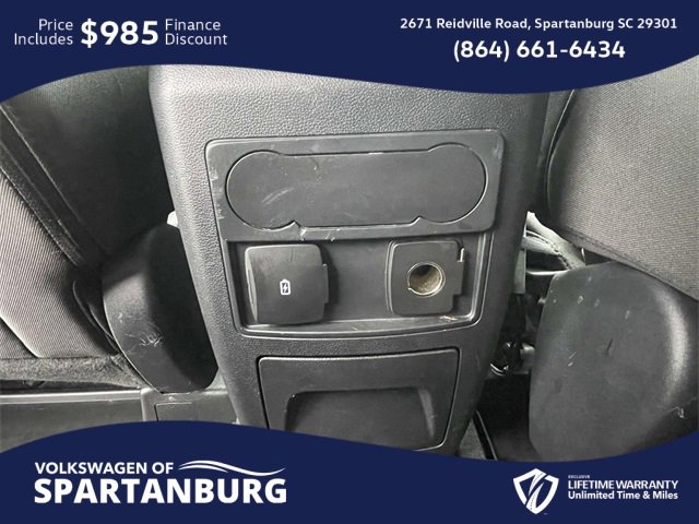 Used 2022 Ford Explorer XLT image 14