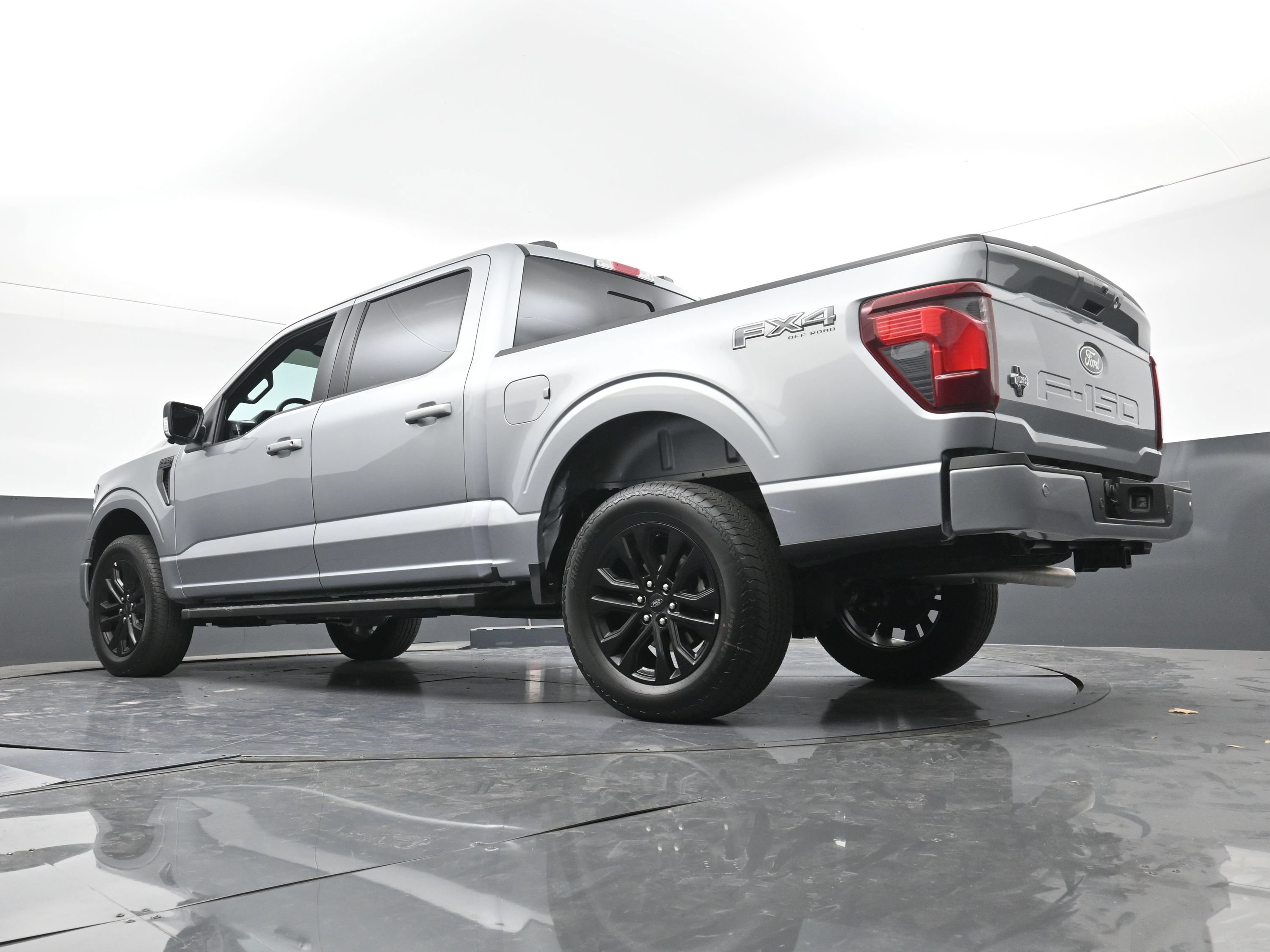 Used 2026 Ford F150 XLT w/ Equipment Group 302A MID AWD/4WD image 28