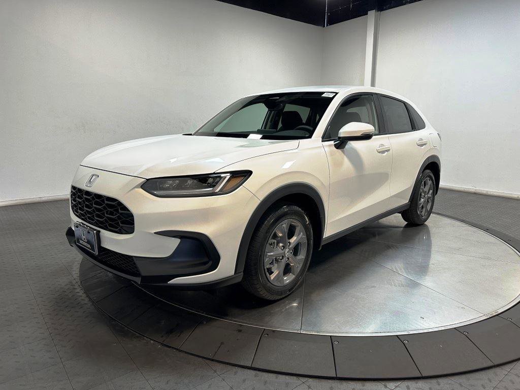 New 2026 Honda HR-V LX image 1