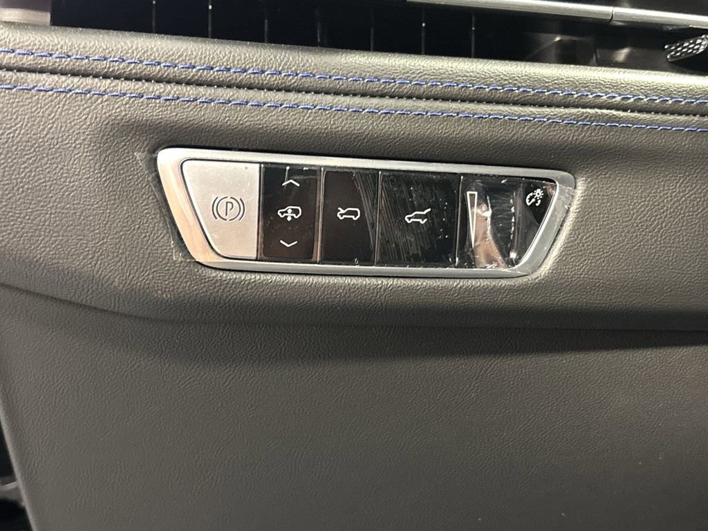 New 2025 Cadillac Escalade IQ Sport 1 image 40