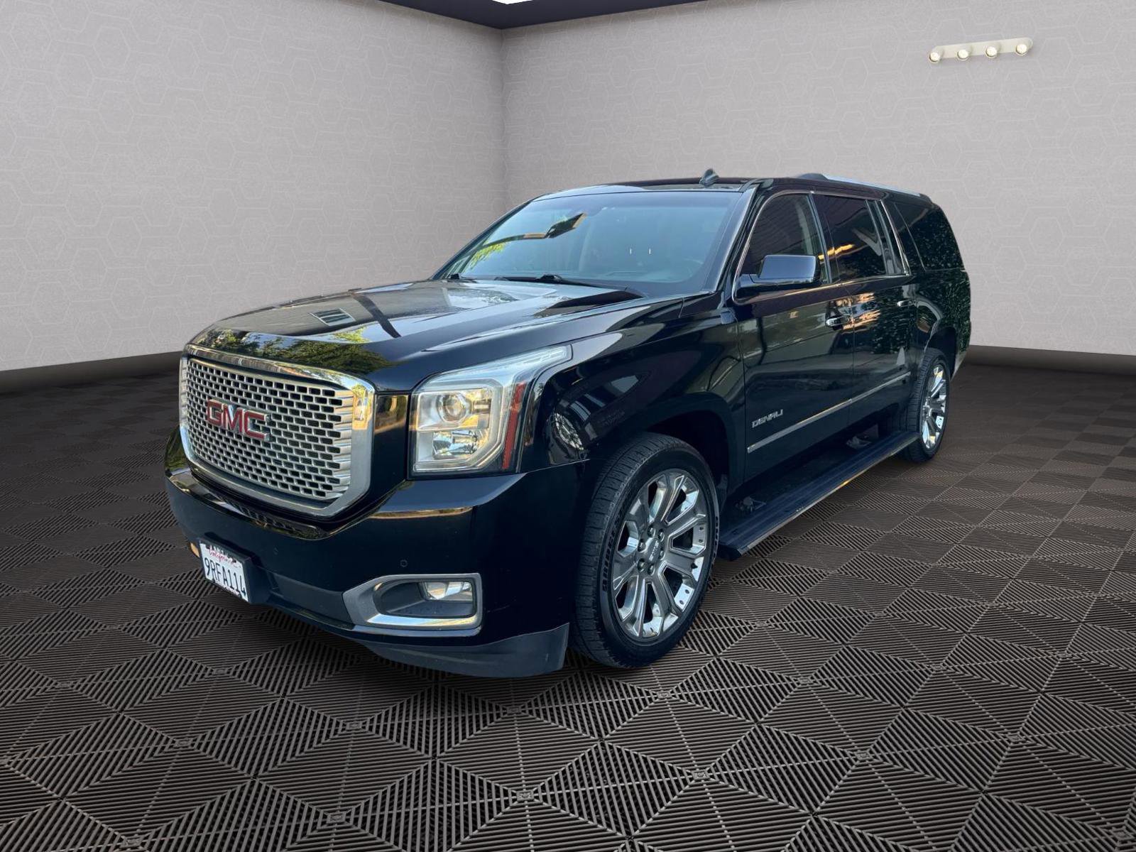 Used 2015 GMC Yukon XL Denali w/ Touring Package