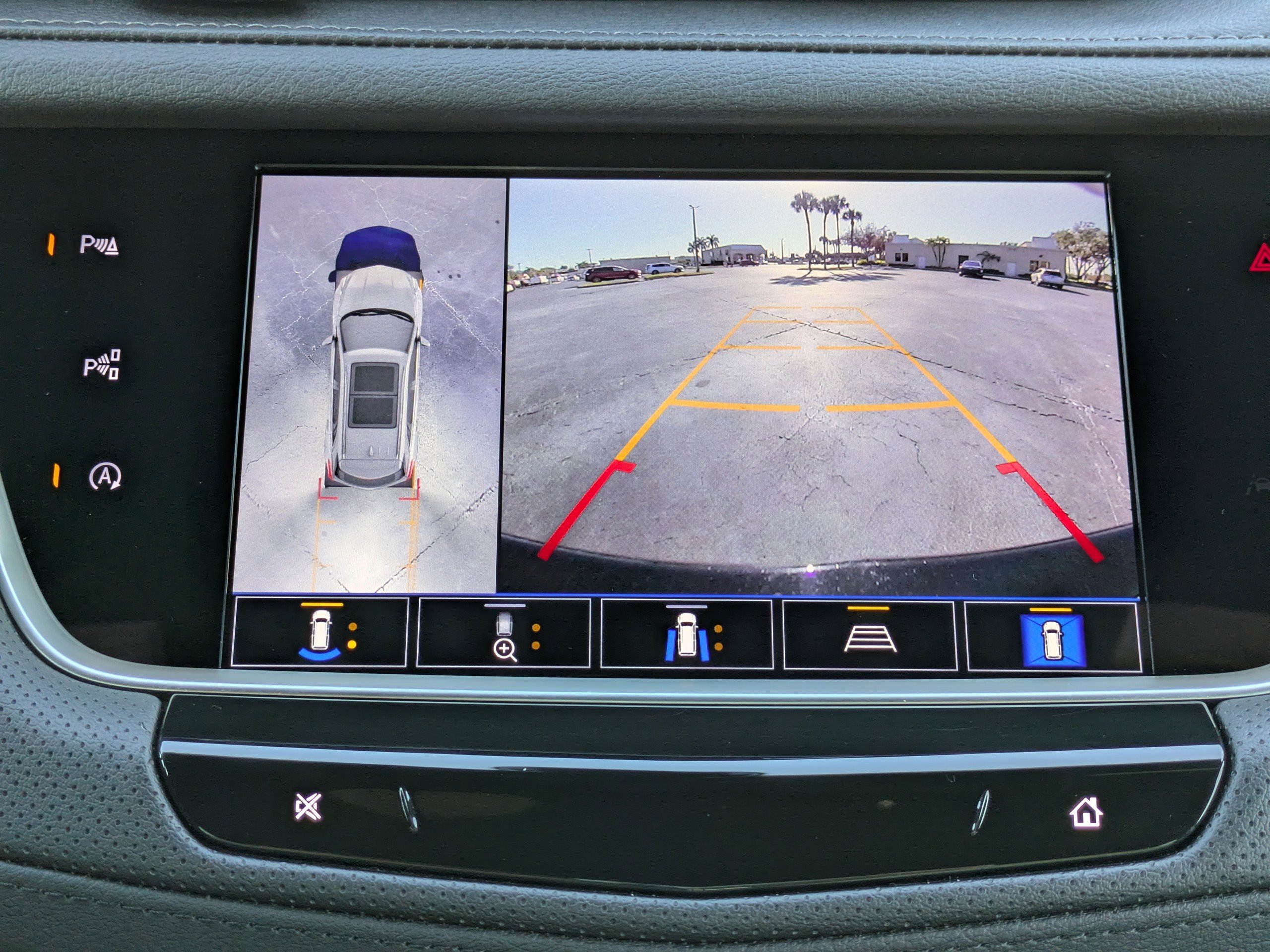 Certified 2025 Cadillac XT5 Sportv w/ Technology Package image 29