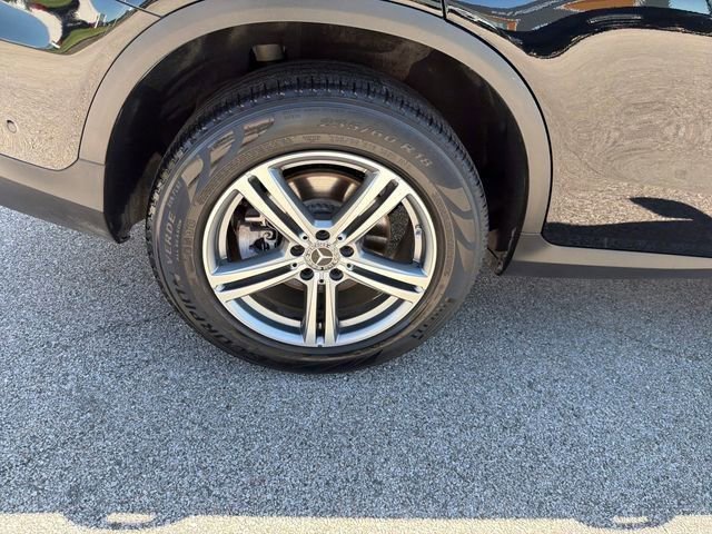 Used 2021 Mercedes-Benz GLC 300 w/ Premium Package image 46