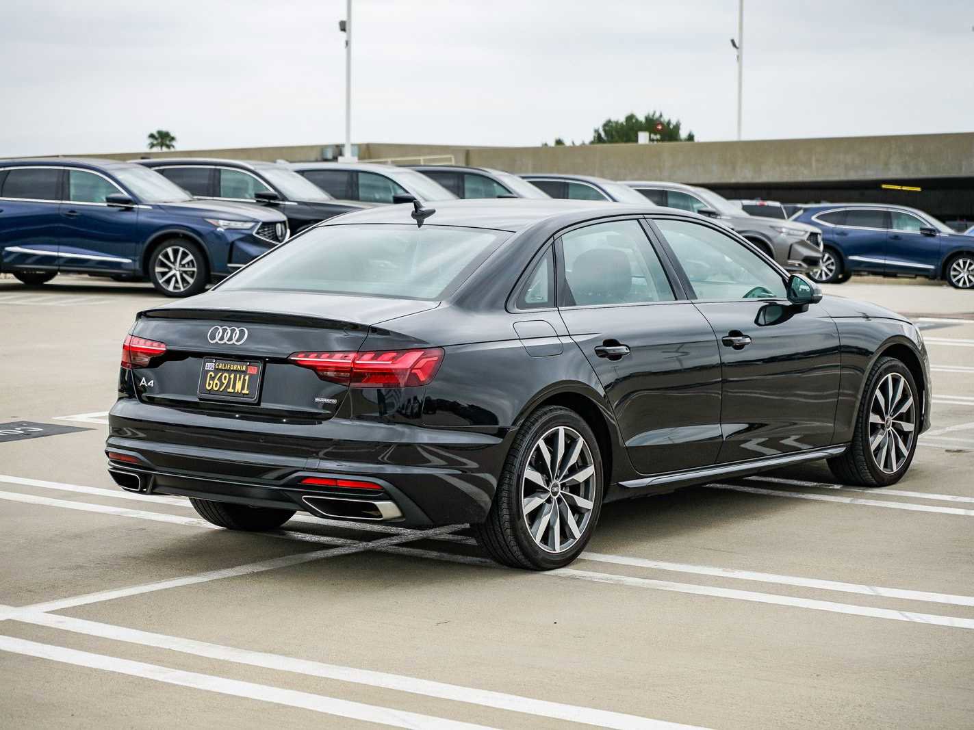 Used 2023 Audi A4 2.0T Premium Plus w/ Premium Plus Package image 4