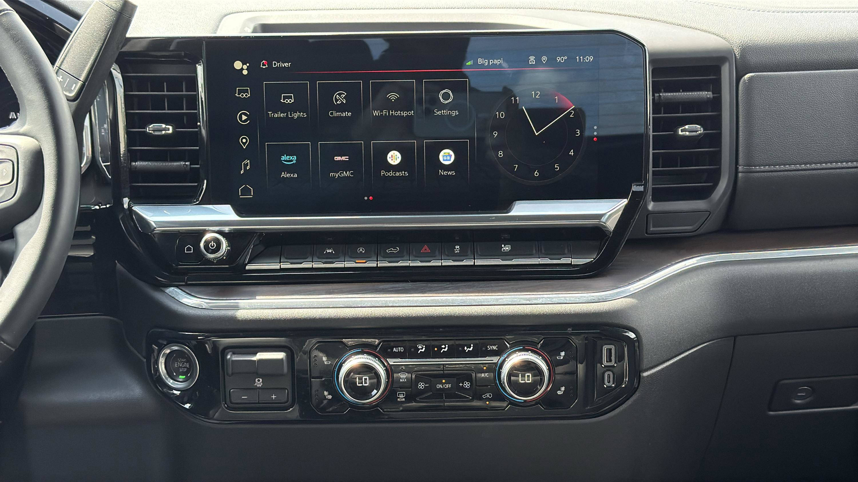 Used 2025 GMC Sierra 1500 SLT AWD/4WD image 11