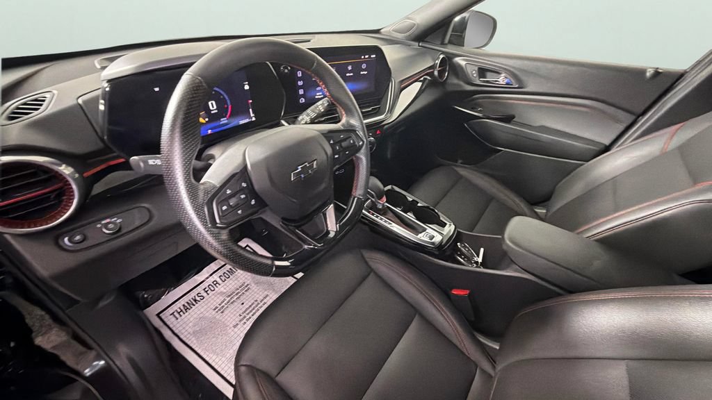Certified 2024 Chevrolet Trax RS w/ Driver Confidence Package FWD image 18