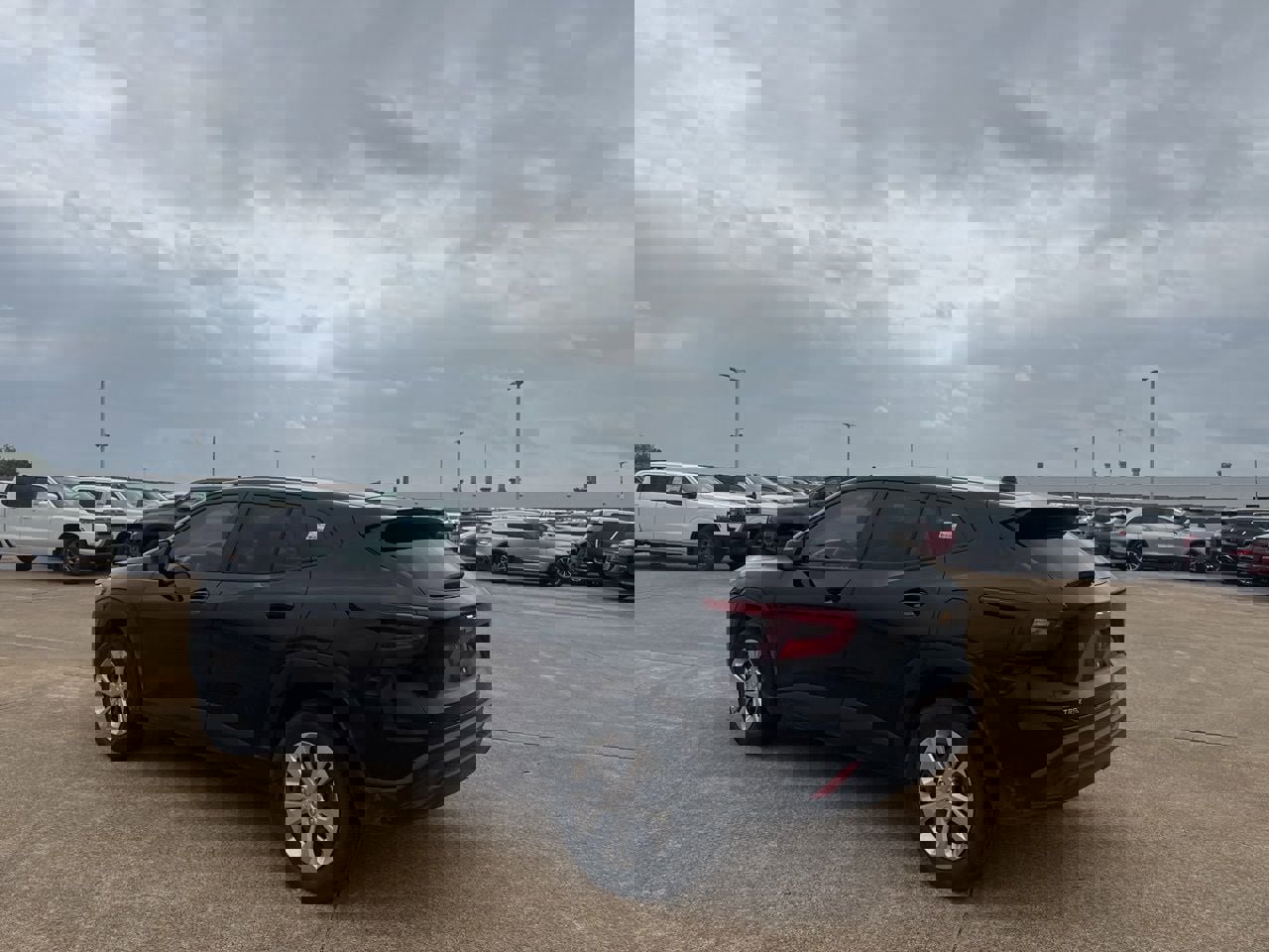 Used 2025 Chevrolet Trax LS image 13