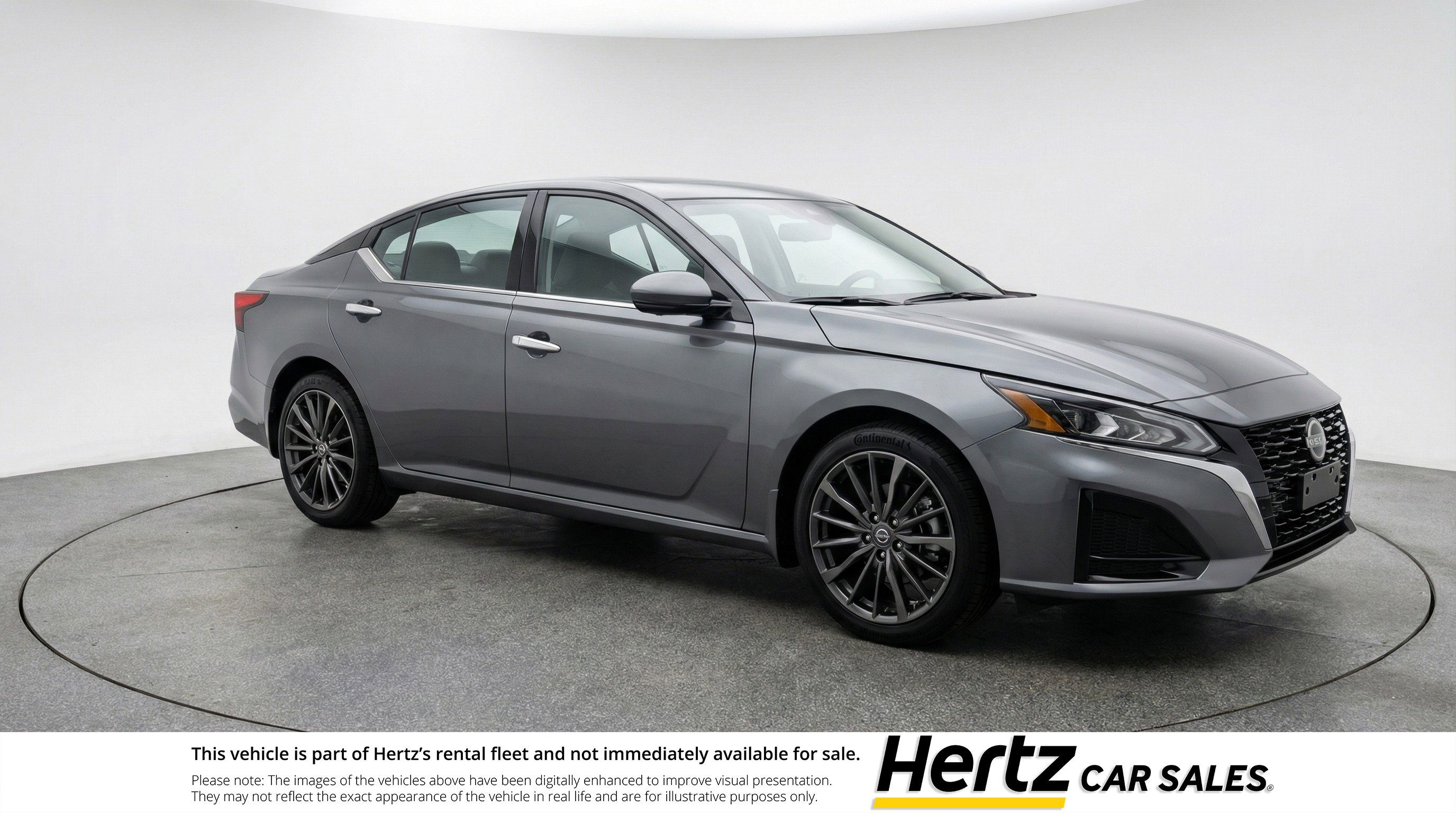 Used 2025 Nissan Altima 2.5 SV image 1