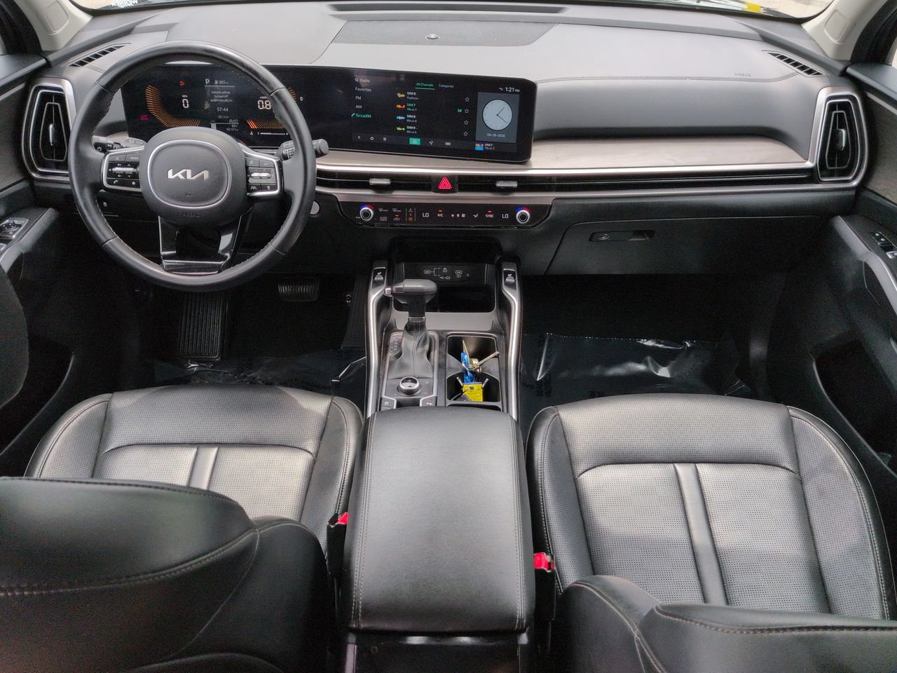 Certified 2024 Kia Sorento X-Line EX AWD/4WD image 15